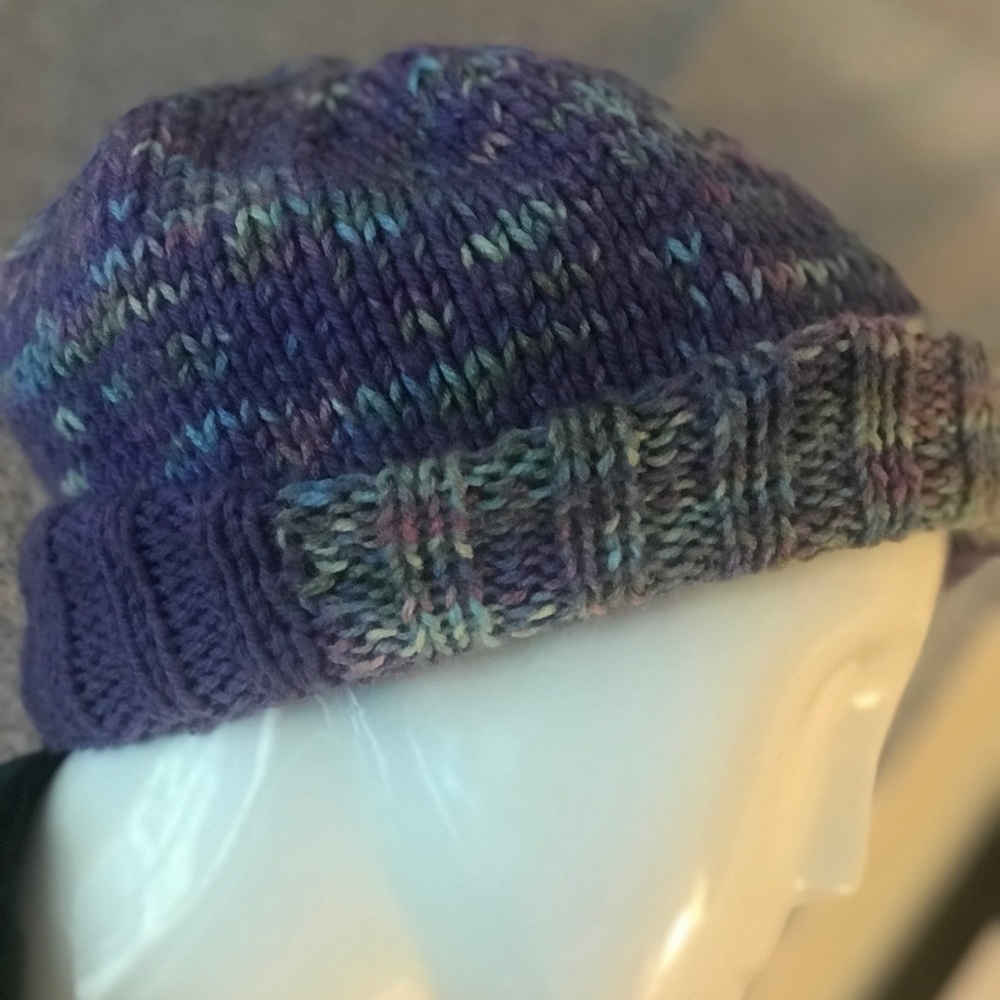 Winter hat - Picture 2 of 3